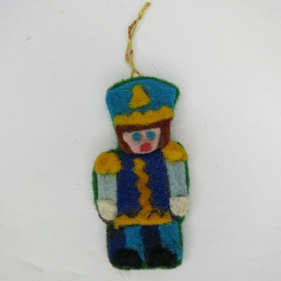 Lot of 5 Vintage Felt Christmas Ornaments - Hand Made, Glued, Flat - Bear, Santa - Picture 7 of 9